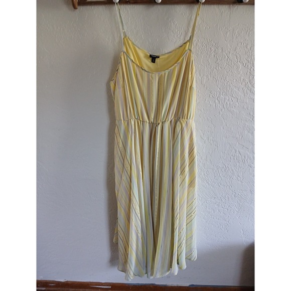 torrid Dresses & Skirts - Torrid Butter Yellow Striped Sleeveless Dress Size 2X Spring Easter Romantic
